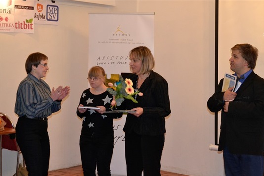 3. listopadu dostalo Centrum pro děti a rodiče Kolejáček z.s. předčasný vánoční dárek v podobě ocenění v soutěži Stejná šance - Zaměstnavatel roku 2016.
