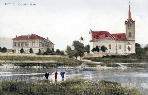 1913: Kostel sv. Petra a Pavla