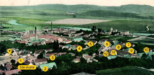 Nejstarší podoba radotínské návsi na fotografii z Velkého háje na počátku 20. století