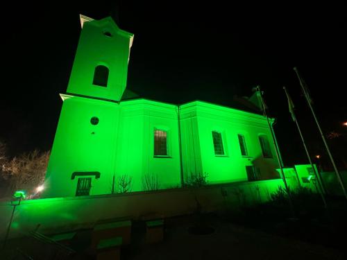 Nové osvětlení kostela sv. Petra a Pavla