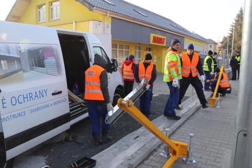 Zkouška výstavby protipovodňových opatření ve Vrážské, 7.2.2023