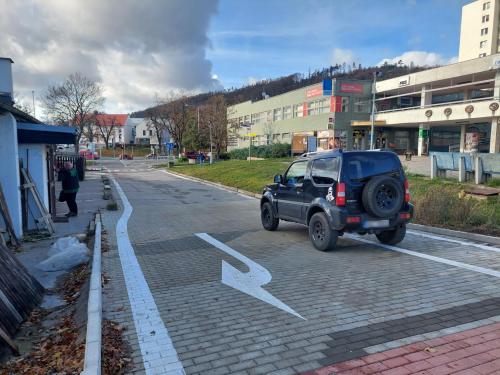 Zprovoznění od nové křižovatky pod Korunou k nákupnímu centru, 16.11.2023