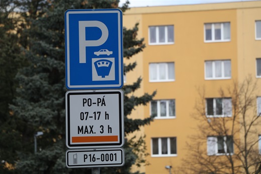 Jediná placená zóna je nyní v&nbsp;Radotíně před&nbsp;zdravotnickým střediskem
