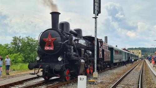 Historický parní vlak