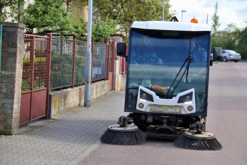 Jarní úklid komunikací