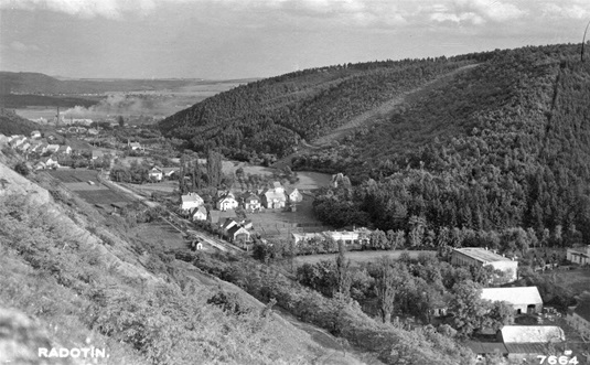 1929: Pohled z Radotínských skal směrem k Radotínu