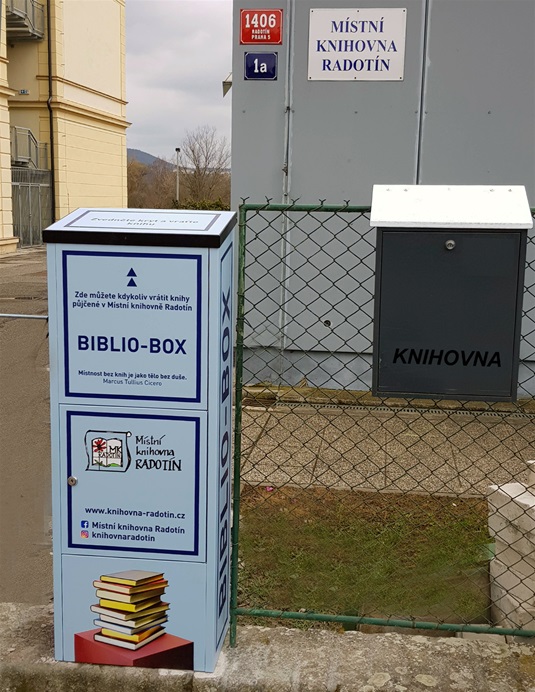 Radotínská knihovna má velkou novinku pro své čtenáře - biblibox, do kterého lze vracet půjčené knihy i mimo otevírací dobu, 17.3.2021