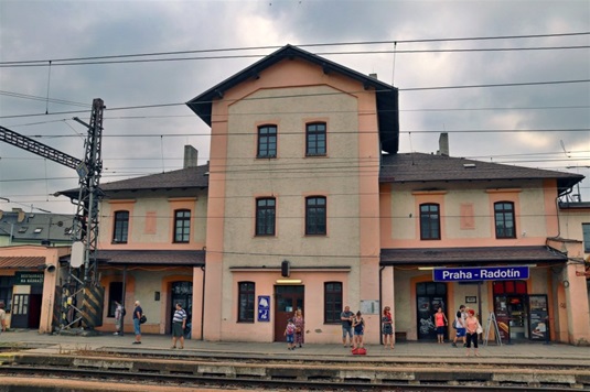 Radotínské nádraží