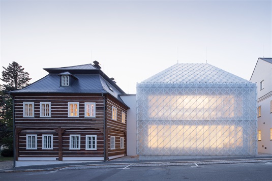 Za nové sídlo firmy Lasvit získalo studio o-va Českou cenu za architekturu 2020.
Foto: Tomáš Souček