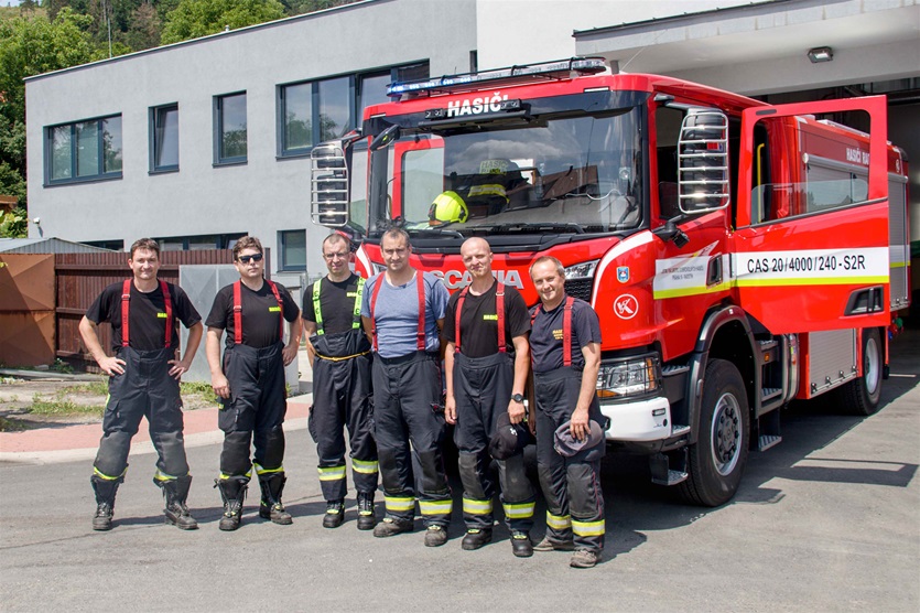 Radotínští dobrovolní hasiči jedou pomáhat tornádem poškozenému Jihomoravskému kraji, 29.6.2021