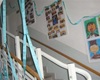 Schodiště U Koruny vyzdobené dětskými kresbami<br />Foto: Mgr. Dana Radová