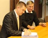 Podpis smlouvy o smlouvě budoucí s firmou VCES, 19.12.2013